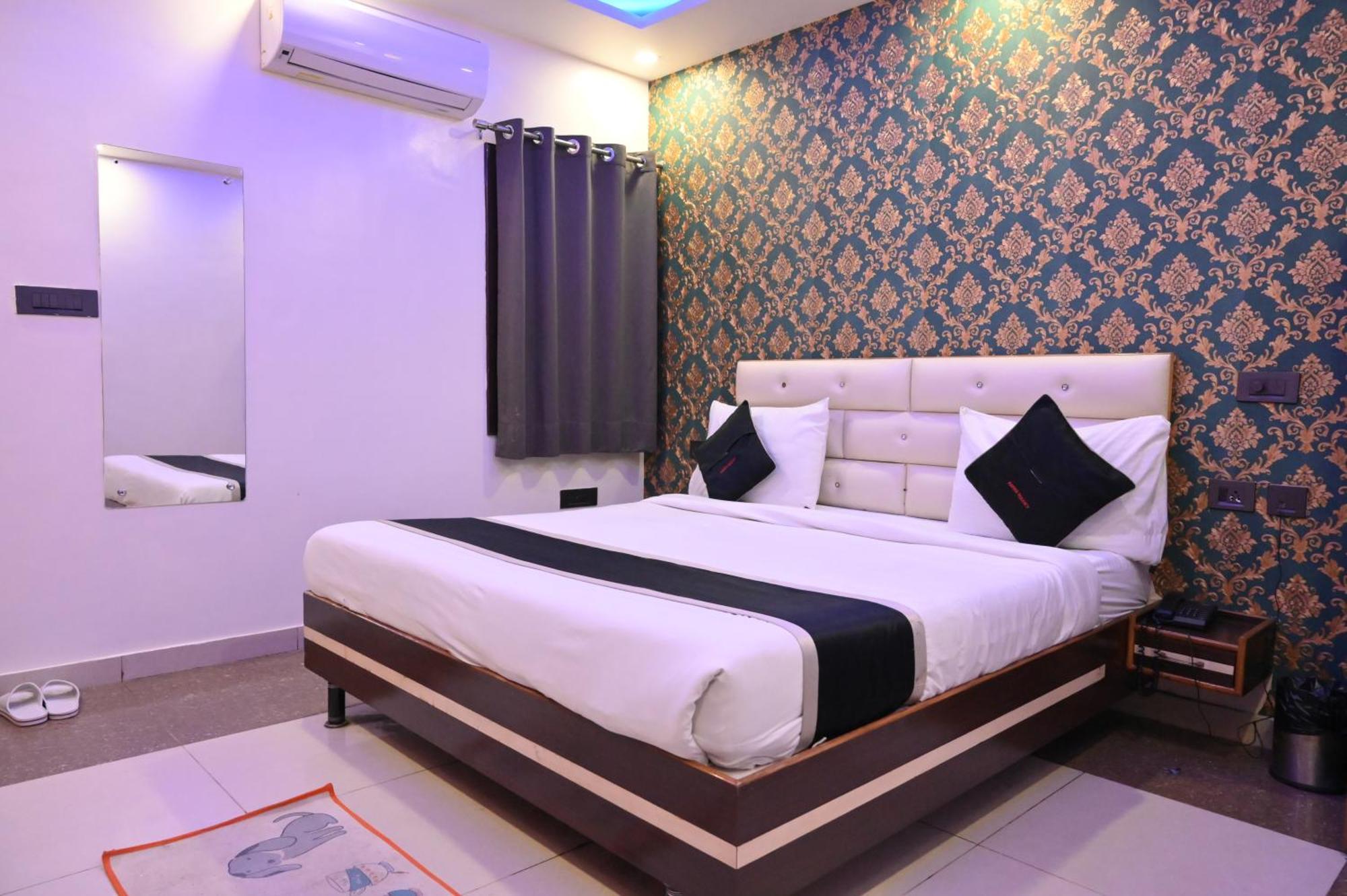 Hotel Riddhi Regency لاكناو المظهر الخارجي الصورة