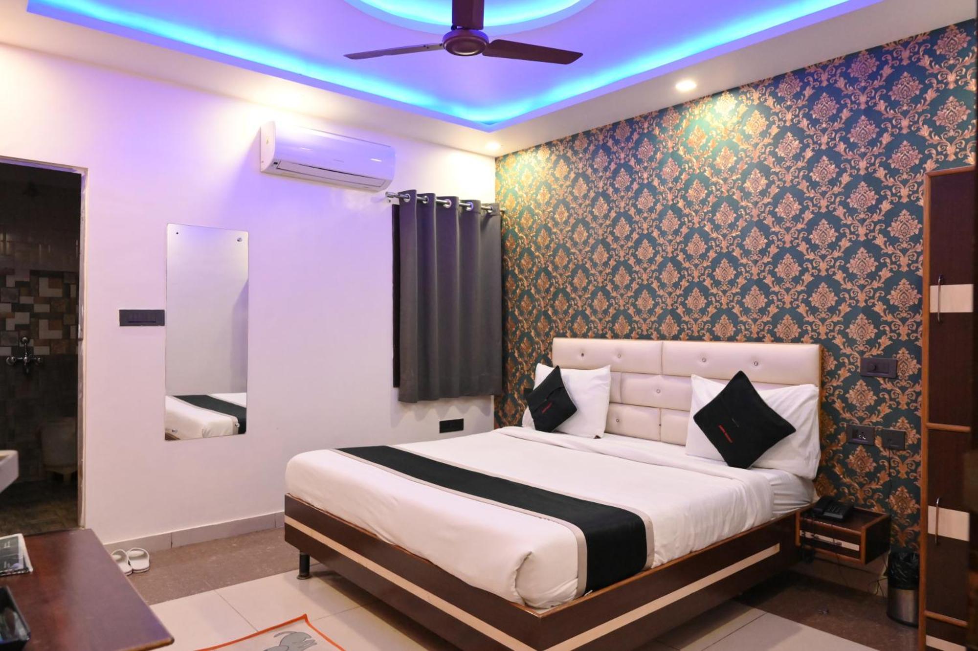 Hotel Riddhi Regency لاكناو المظهر الخارجي الصورة