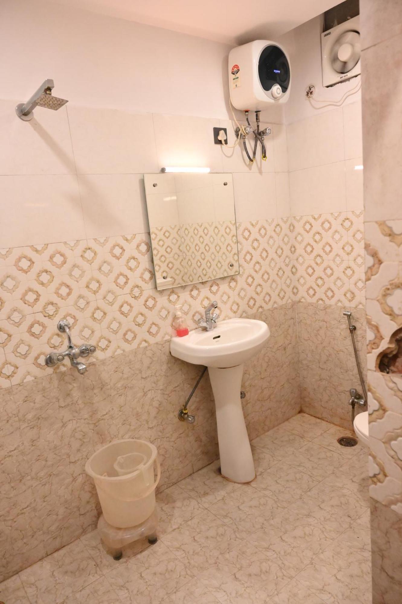 Hotel Riddhi Regency لاكناو المظهر الخارجي الصورة