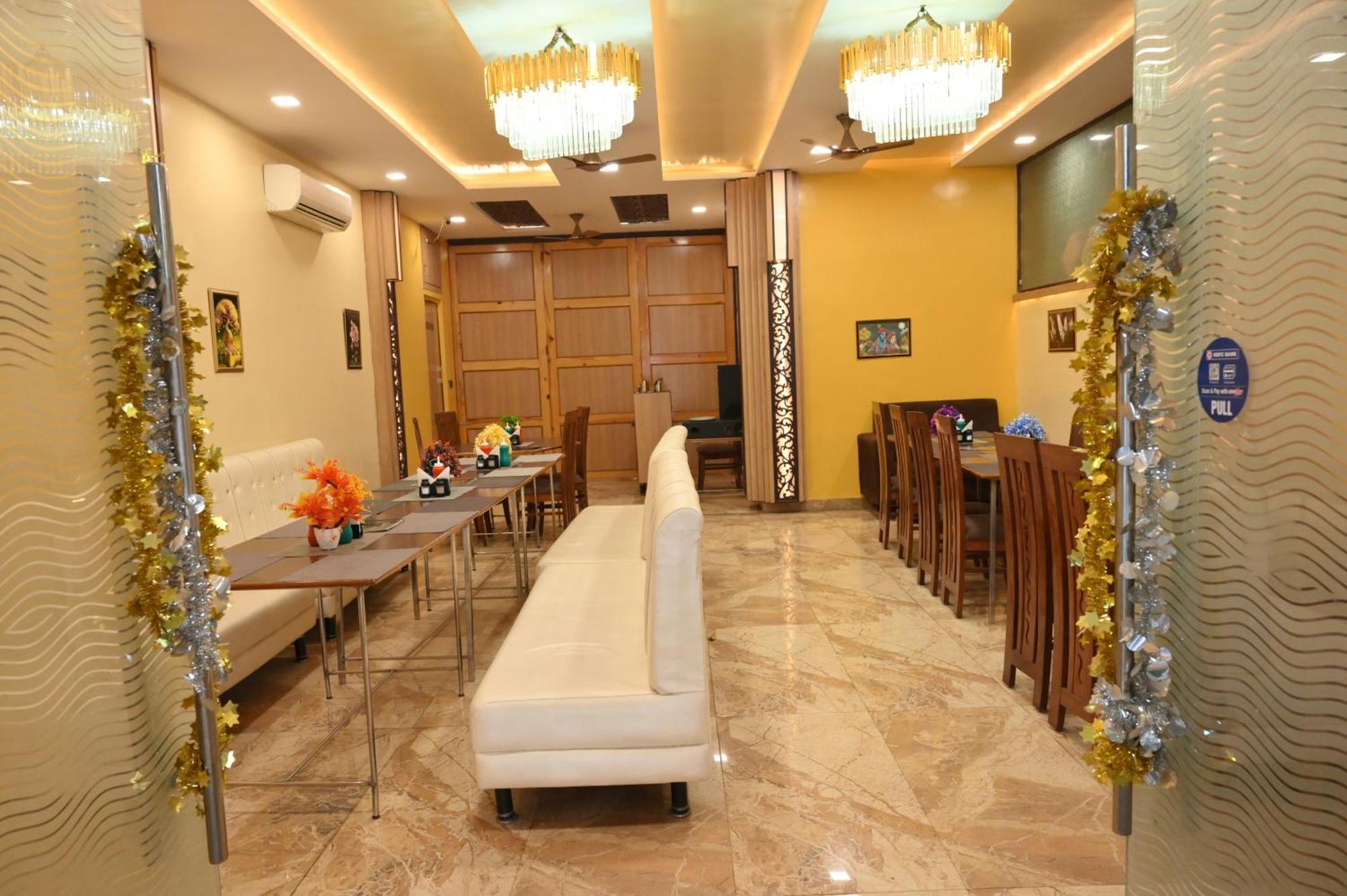Hotel Riddhi Regency لاكناو المظهر الخارجي الصورة
